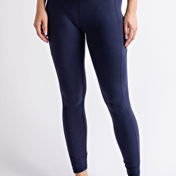 Wide Waisted Capri Yoga Pants, Tummy Control Workout Side Pocket Capri Leggings - Picture 11 of 14